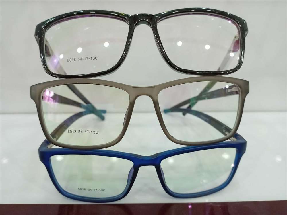 Online Optical Eye Frames Sunglasses Shop Karachi Pakistan