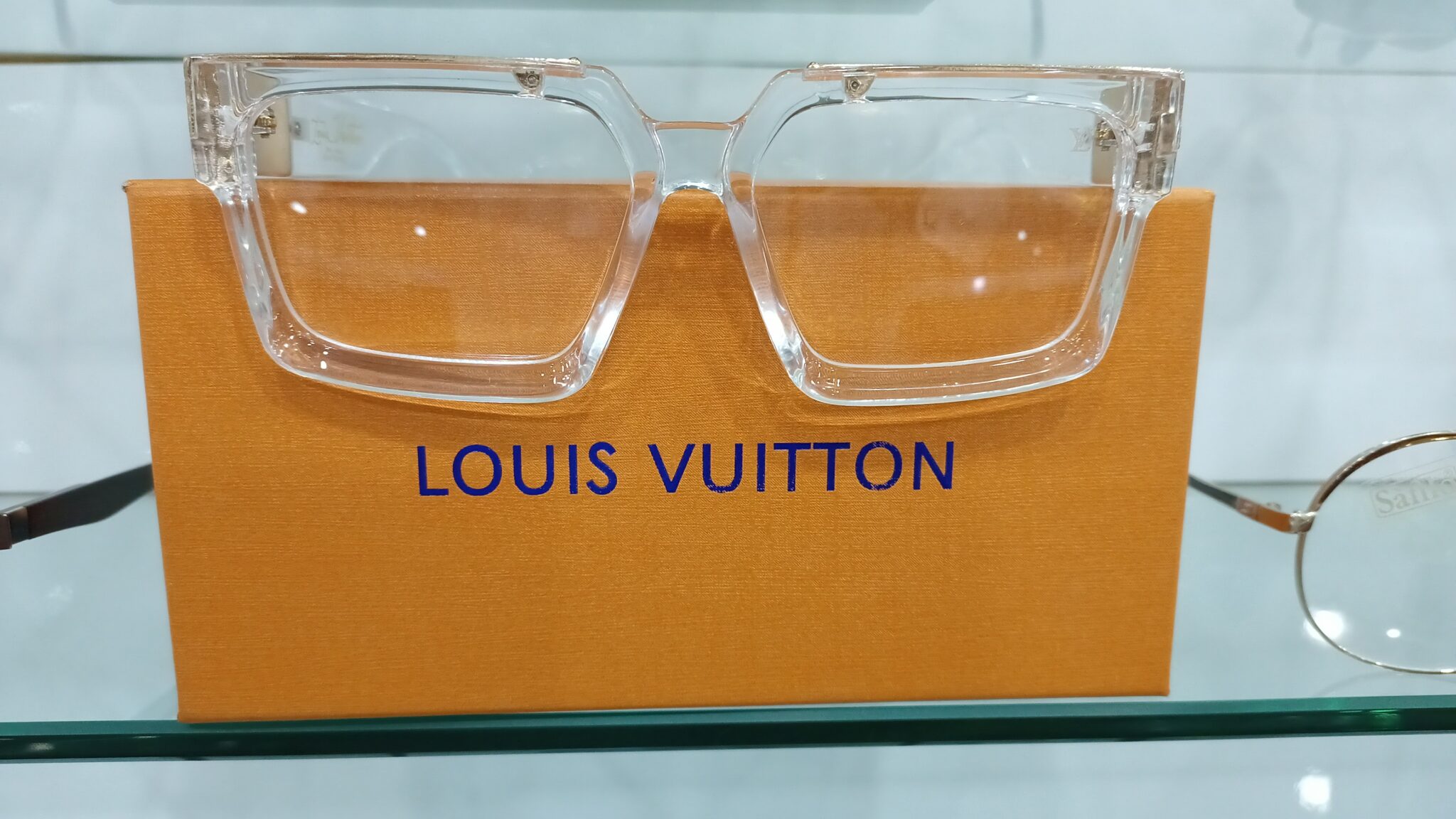 Online Optical Eye Frames Sunglasses Shop Karachi Pakistan